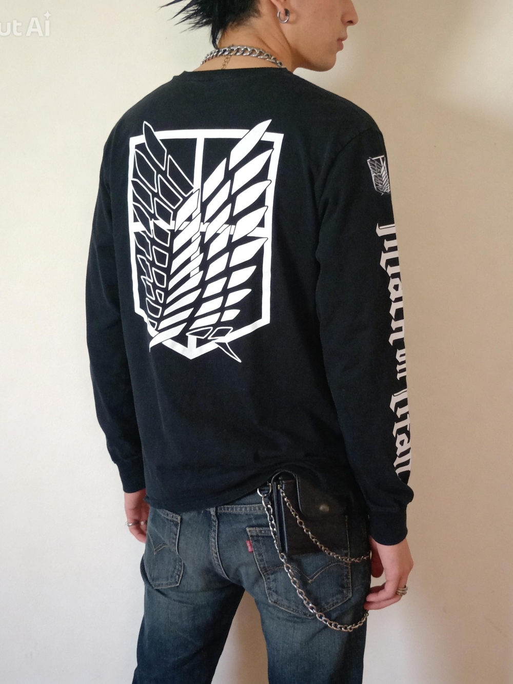 Black long-sleeve t-shirt Attack On Titan  Wings of Freedom emblem Survey Corps